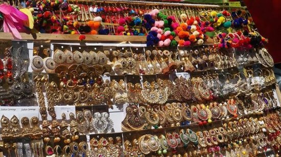 sarojini nagar shoes shop